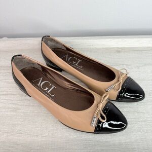 AGL Black & Tan Spectator Ballet Flats